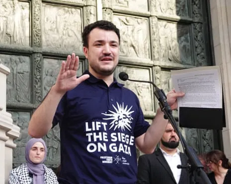 American Judge Directs Deportation of Palestinian-Supporting Activist Due to Misrepresented Facts on Green Card Form